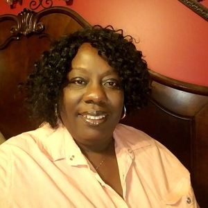 Meet your Posher, Evelyn